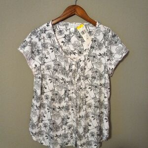 ME by Miss Elaine M Loungewear Top Button Down Front